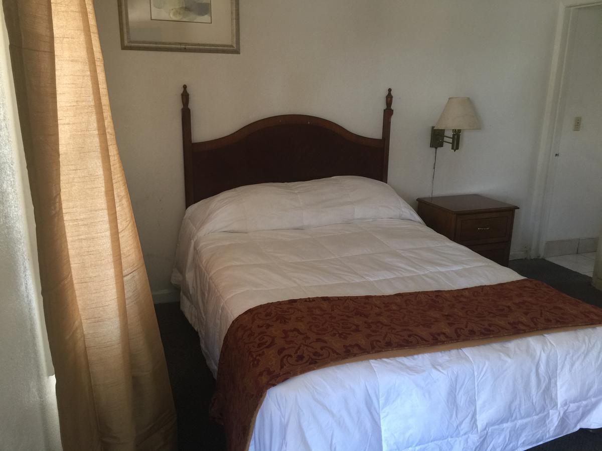 Frontier Motel Anaheim Extérieur photo